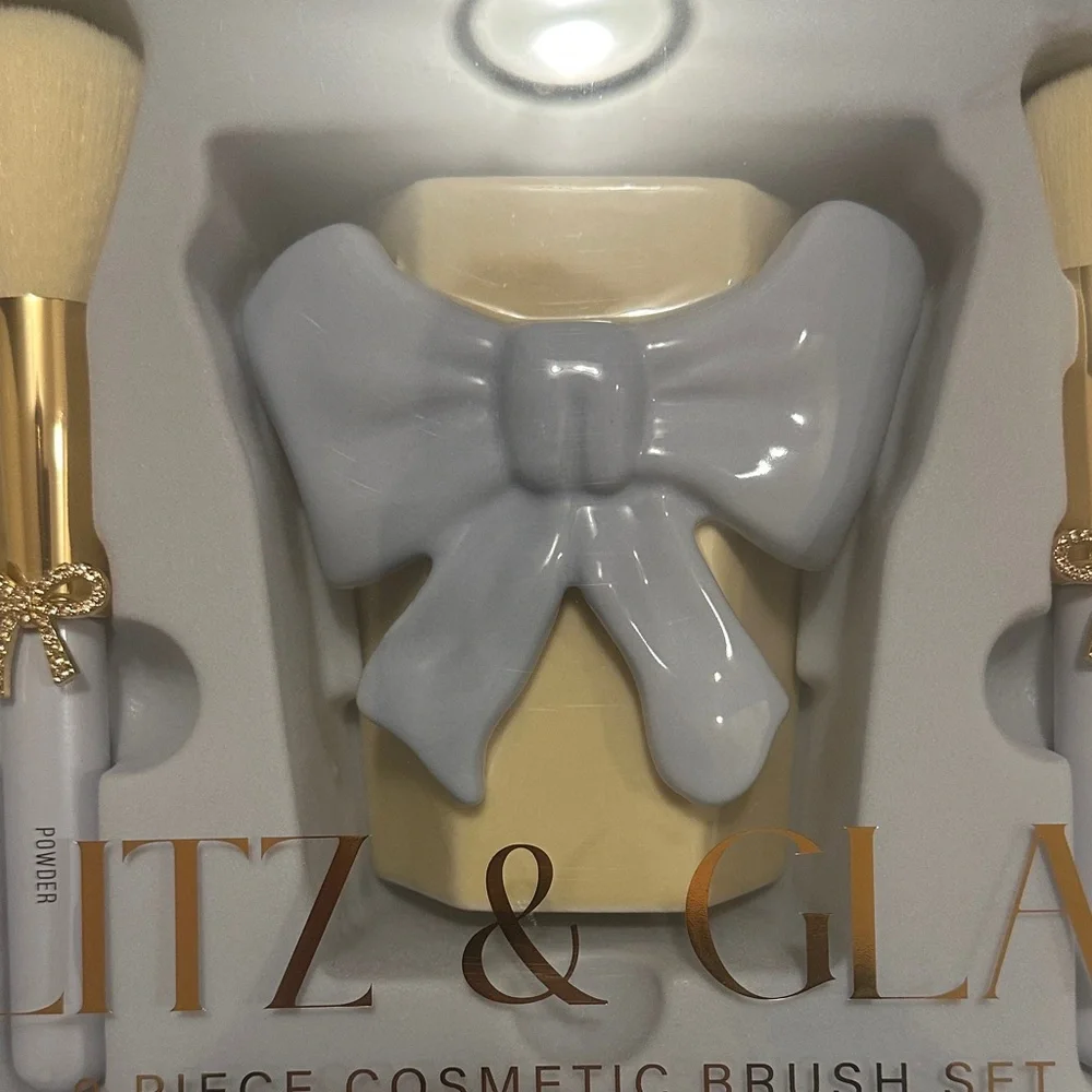 Glitz & Glam Gold 9 Piece Set